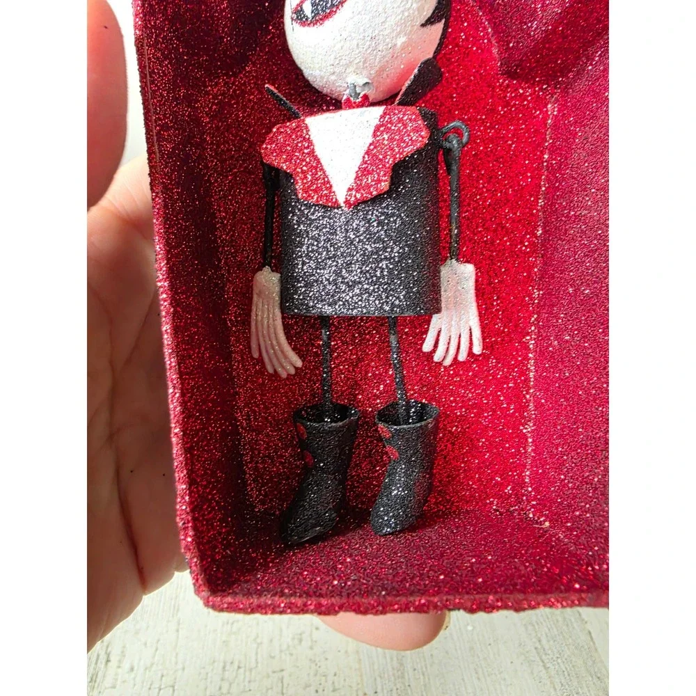 Vintage Pier 1 Dracula coffin glitter ornament Halloween decor vampire tree